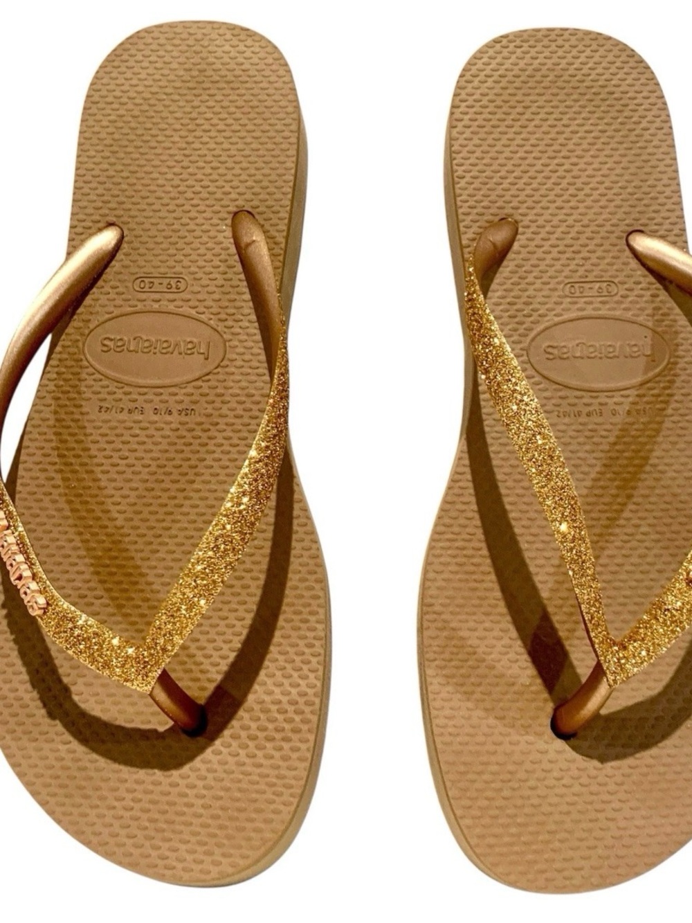 Havaianas Glitter Strap Flip Flops in Gold 9/10 - Picture 2 of 6